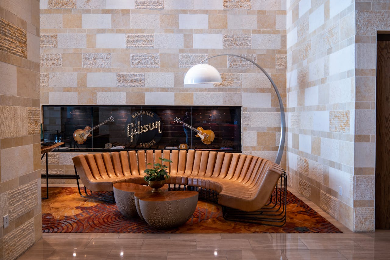 Contact pexels-photo-34710619.jpeg